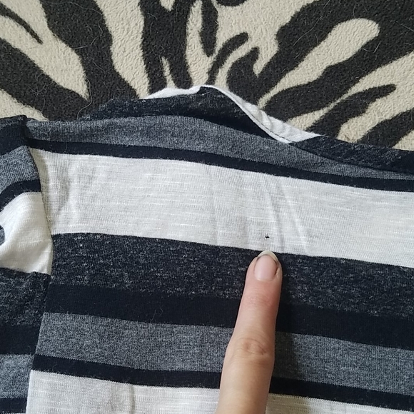 Mesh Tiger and Striped Back Top - Picture 8 of 11